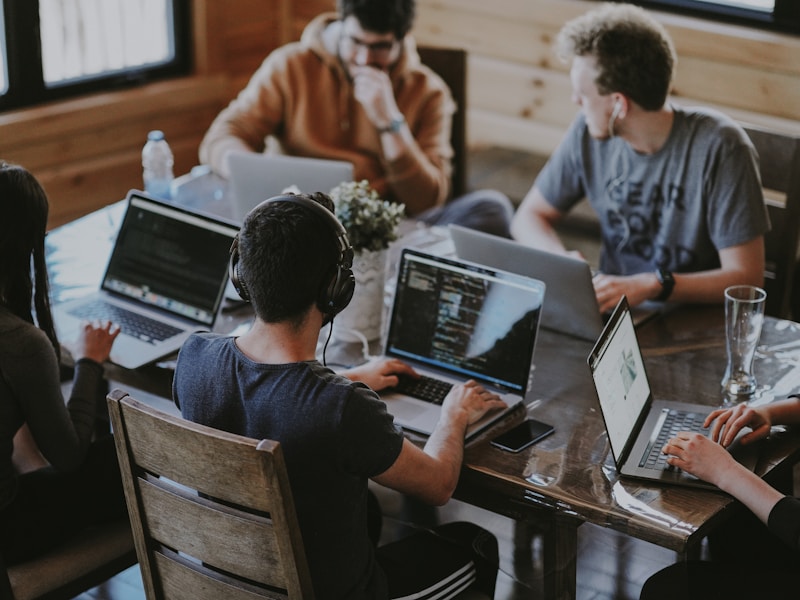 Startup และบริษัทเทคโนโลยี